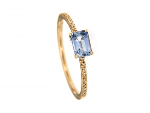 Anello oro rosa 750 con zaffiro blu 0.65 carati e diamanti 0.10 carati